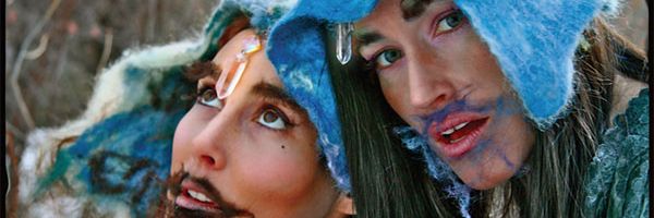 "Grey Oceans" von CocoRosie