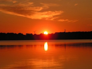 Sonnenuntergang am Cospudener See (Leipzig)